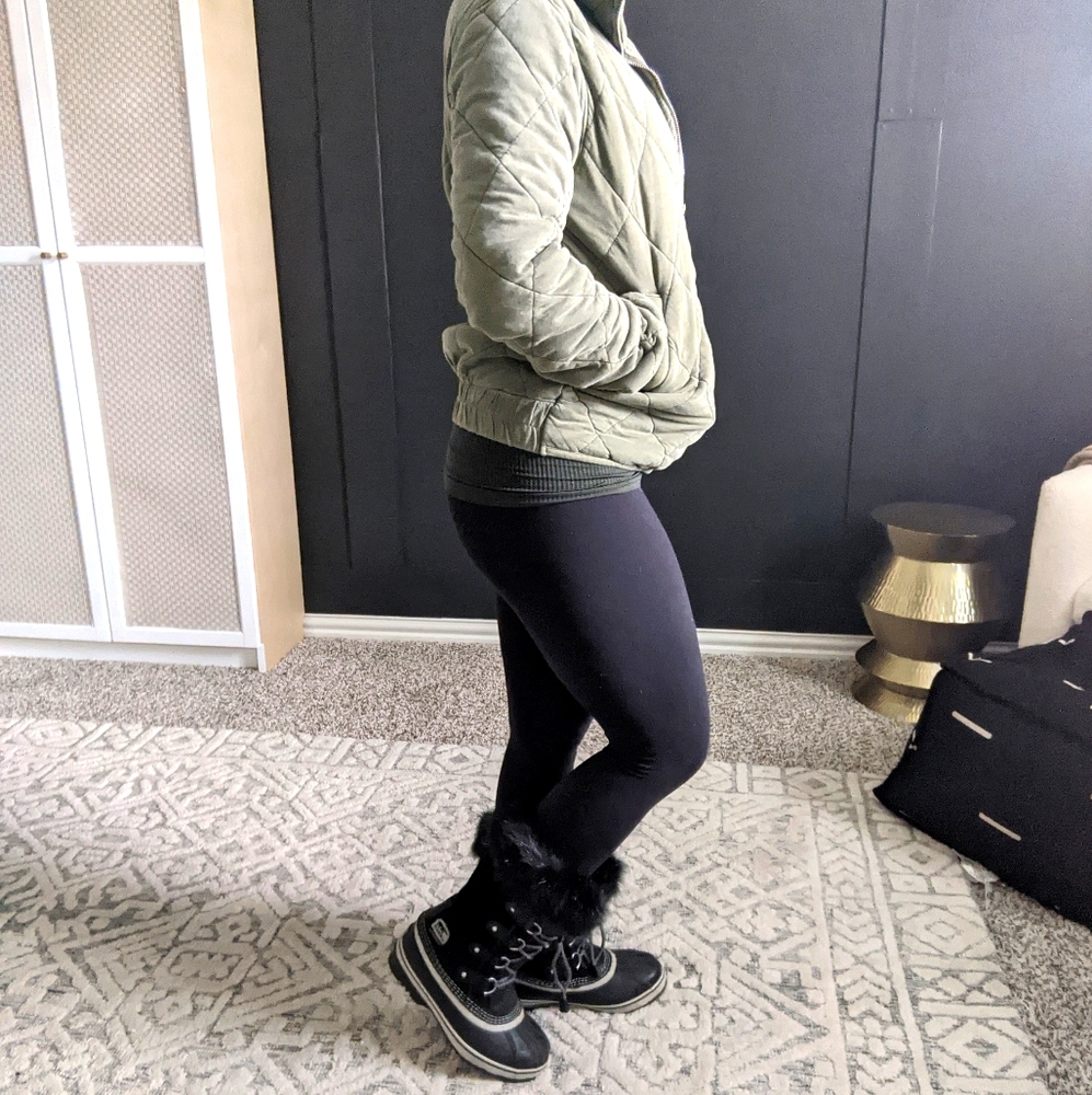 Sorel Joan of Artic Boots (kids 5, fits wm 6.5/7)